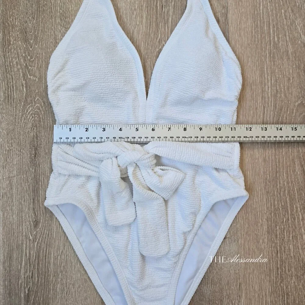 Lulus Sunny Day Babe White Halter One Piece Swimsuit Sz XS New Without Tags $59